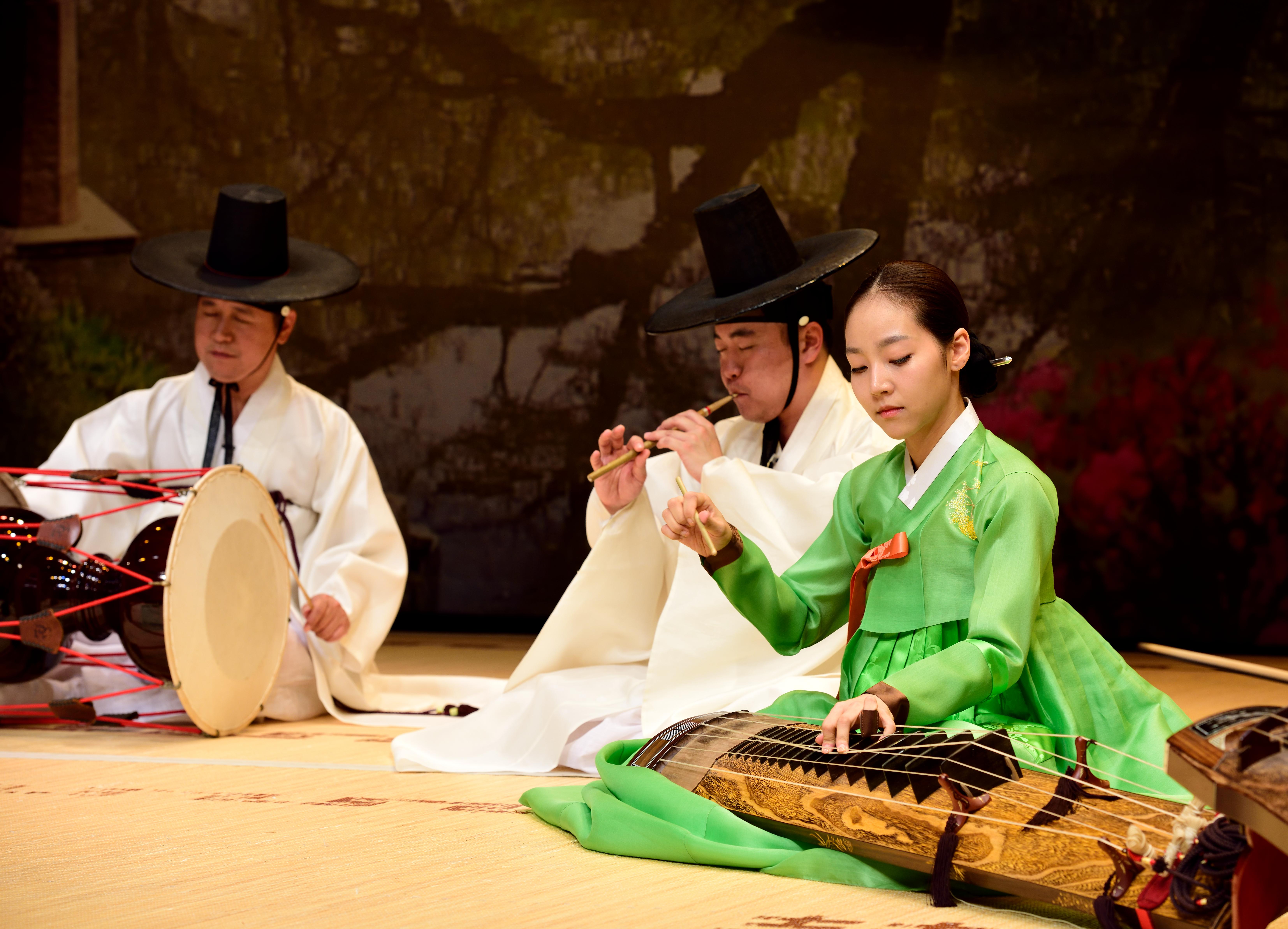 04-08. 가야금병창 <춘향가> 중 '사랑가'